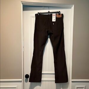 Men’s Levi's #514 Brown corduroy straight slim fit.  Size 34x32. NWT